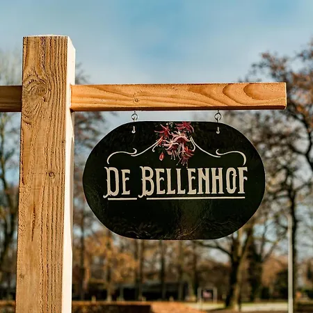 Landelijk Gelegen Vakantiewoning בית נופש Oldebroek